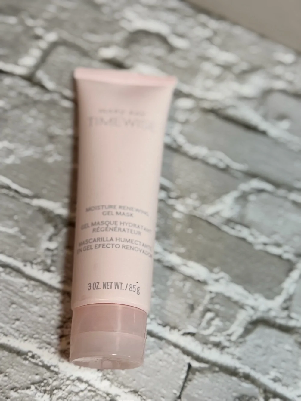 Mary Kay TimeWise Moisture Renewing Gel Mask - Light Pink Tube